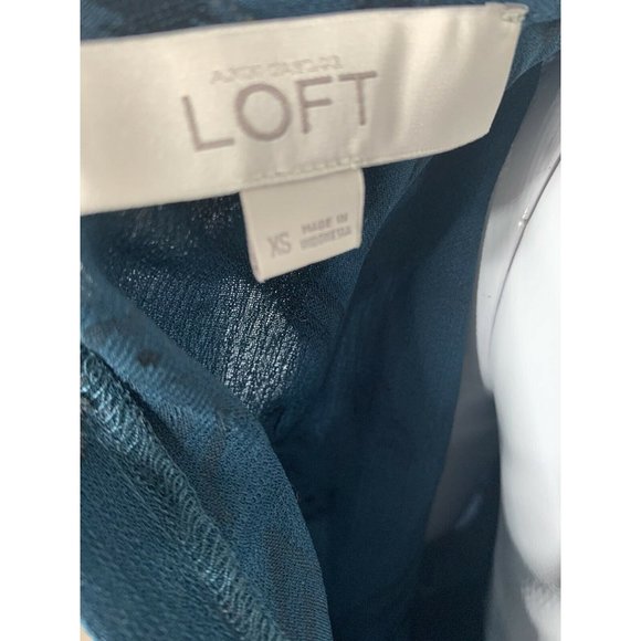 Ann Taylor LOFT XS Dark Green Floral Blouse - Picture 5 of 6